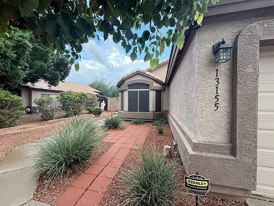 13155 W Saguaro Ln