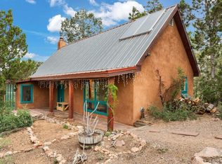 87 Quartz Trl, Santa Fe, NM 87505