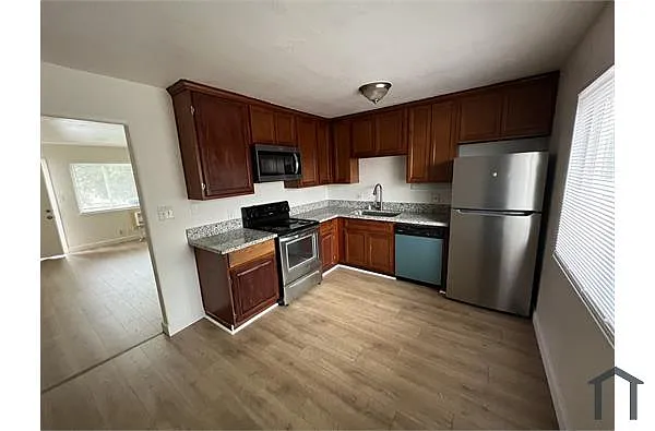 4460 Cotton Ct #6 photo 1