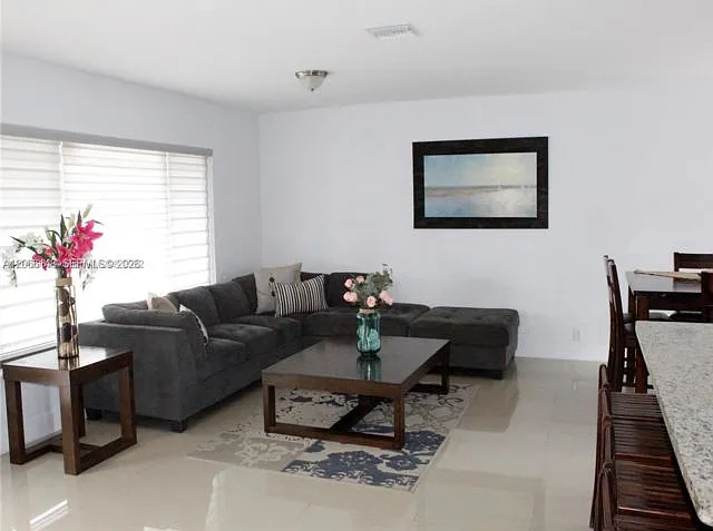 8811 SW 54th Ter — Photo 9