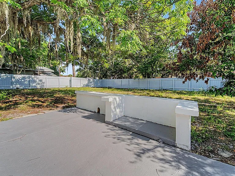7708 Maryland Ave — Photo 36
