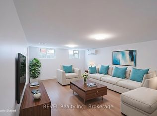 2137 Mount Forest Dr, Burlington, ON L7P1H6