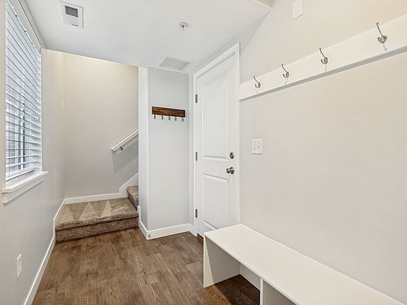 3rd image of 5381 W Tioga Pl