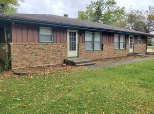 3035 Chateau Ln, Rockford, IL 61103