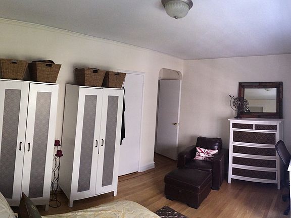 3rd image of 330 E 71st St APT 3D