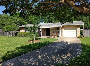 13335 Castleton Cir, Farmers Branch, TX 75234