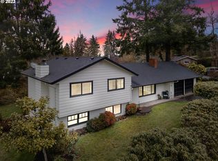 1501 Fernwood Dr, Lake Oswego, OR 97034