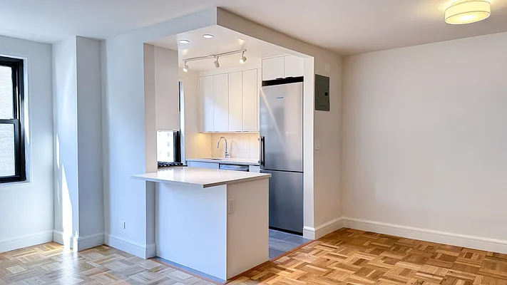 301 East 69th Street #11E in Lenox Hill, Manhattan | StreetEasy