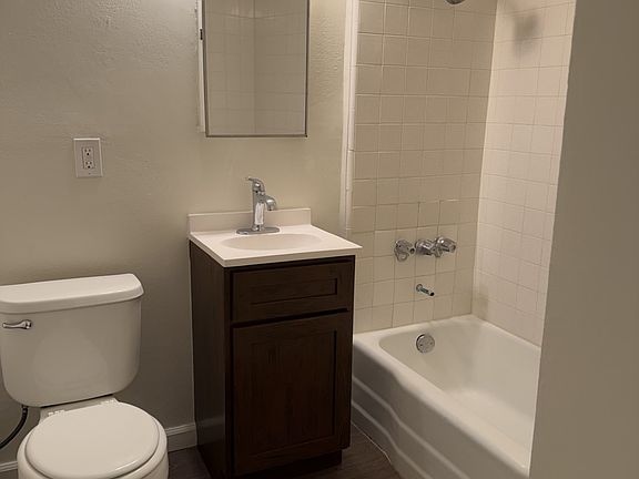 4th image of 764 W Colden Ave #2