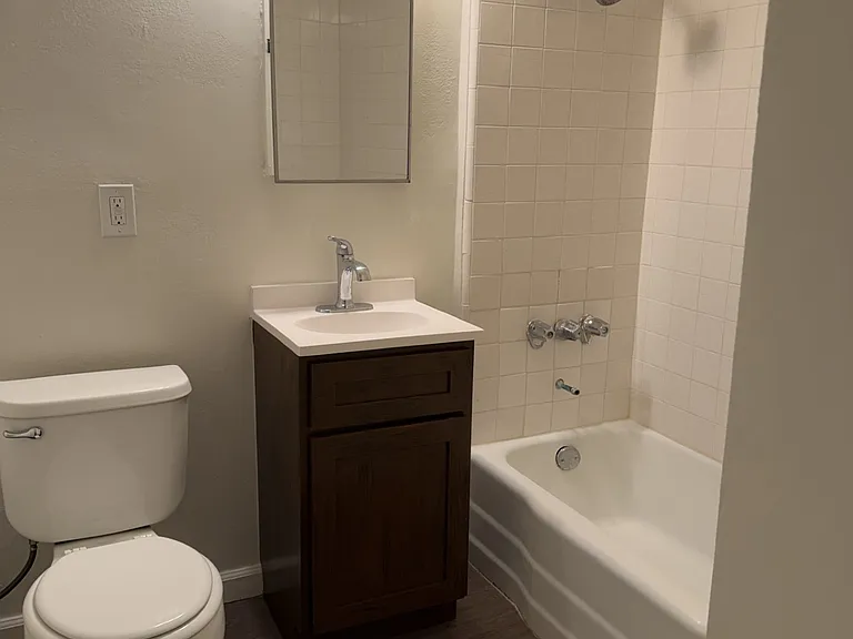 748 W Colden Ave #10 — Photo 4