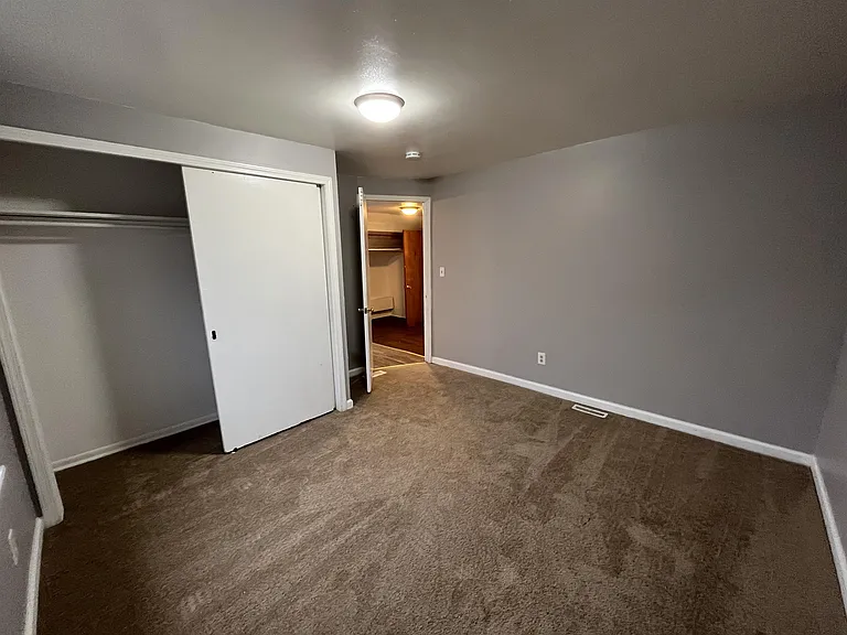 340 Park Ave #2 — Photo 11