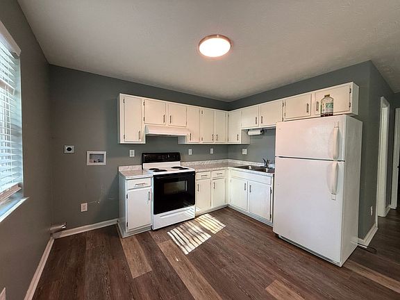 5th image of 402 Mount Bethel Rd #11