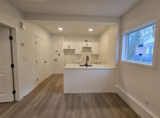 12704 107th St NW #1, Edmonton, AB T5E4V2