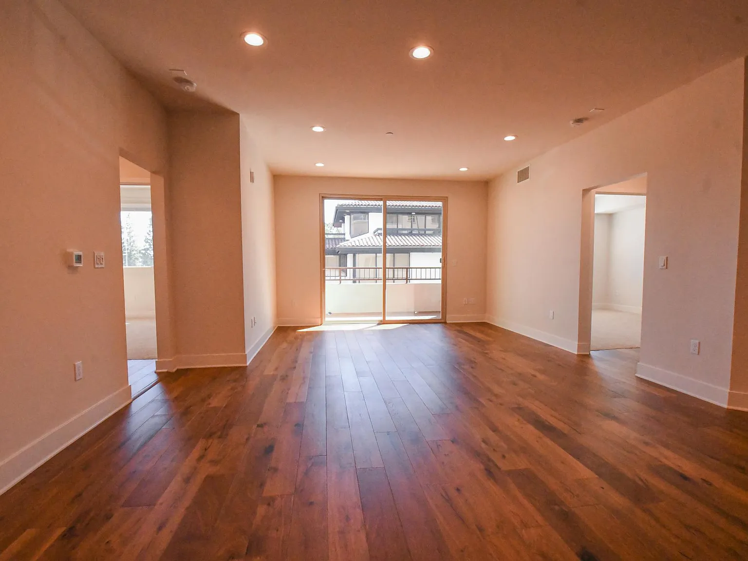 2 bed, 1200 sqft, $3,985 — Photo 2