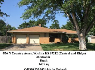 856 N Country Acres Ave, Wichita, KS 67212