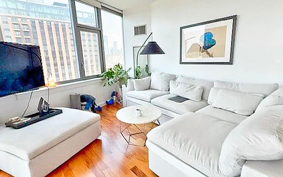 2nd image of 100 Jay St APT 22G