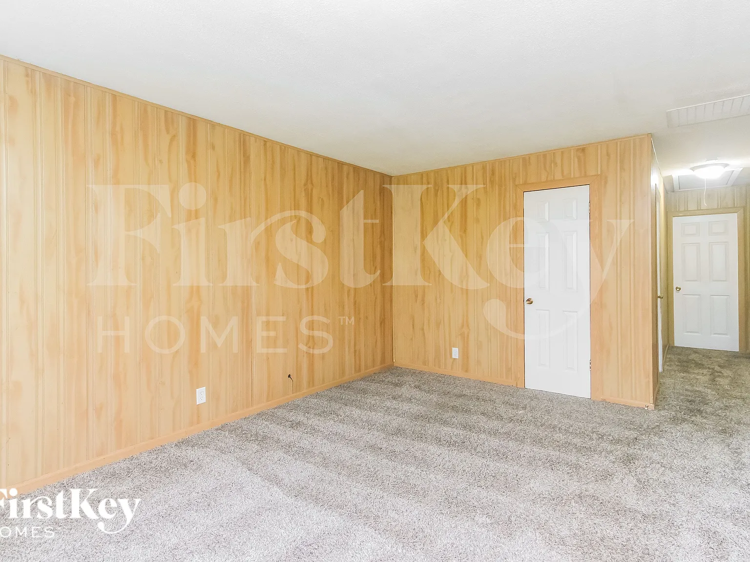 3 bed, 2.0 bath, 1501 sqft, $1,545 — Photo 3