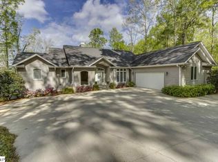 114 S Oak Pointe Dr, Seneca, SC 29672