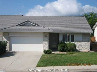 835 Shrine Vw, Colorado Springs, CO 80906