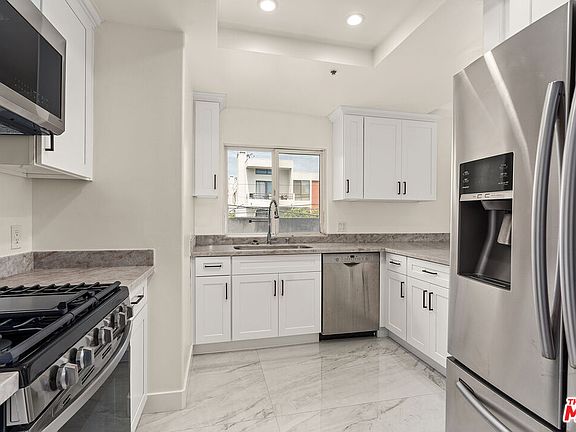 5th image of 1315 S Saltair Ave APT 203