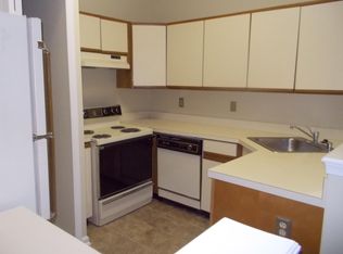 14 Fallen Tree Ct UNIT 217, Halethorpe, MD 21227