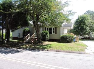 822 9th Ave W, Hendersonville, NC 28791