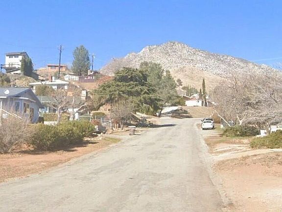 4th image of 661 Sierra Vista Dr