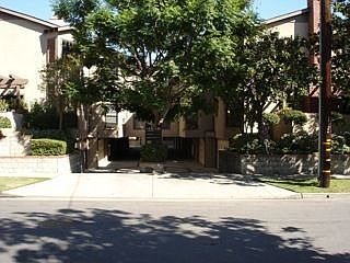 1st image of 832 Magnolia Ave APT 12
