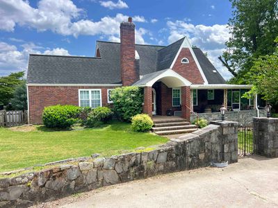 510 E Earle St, Landrum, SC, 29356