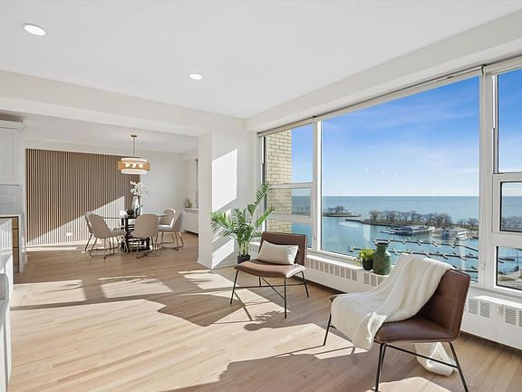 3rd image of 3180 N Lake Shore Dr APT 13C