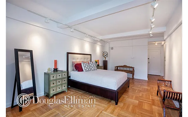 Sold by Douglas Elliman | media 11