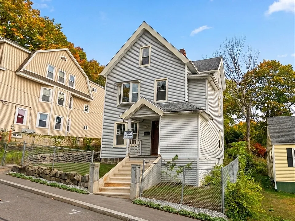 8 Marley Pl #1