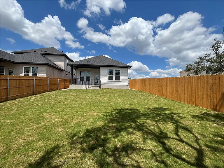145 Great Sequoia Ln — Photo 4