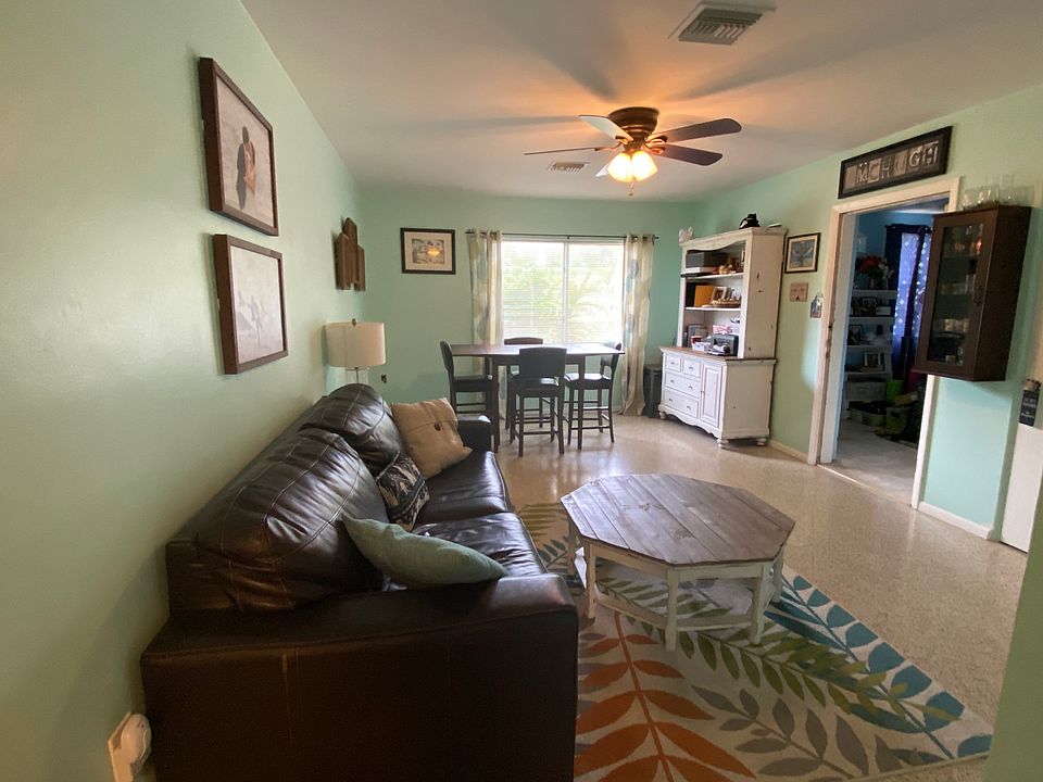 1st image of 164 Cedar Ave #162