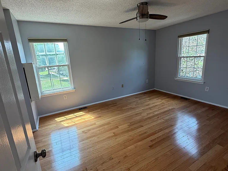 79 Oneill Ct — Photo 11