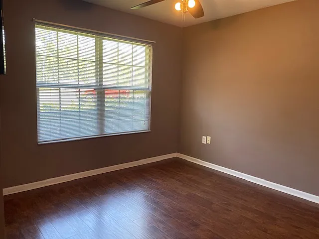 3 bed, 1225 sqft, $1,600 — Photo 2