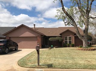 313 Conestoga Dr, Yukon, OK 73099