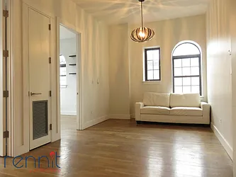 Rented by Rennit Inc.