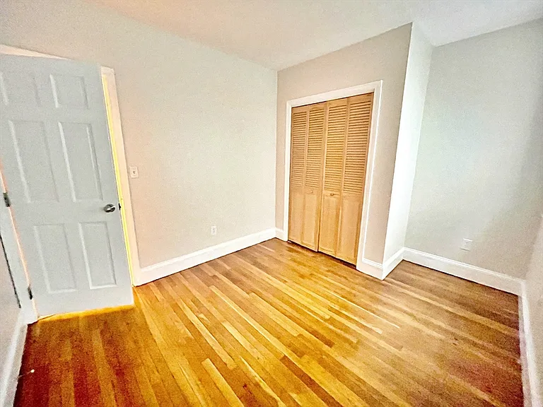 182 Cottage St #101 — Photo 14