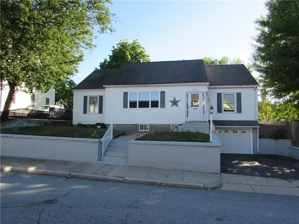 120 Andrews St, Woonsocket, RI 02895