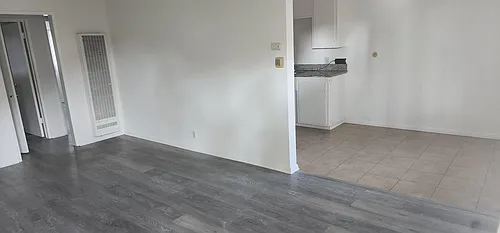 369 Waldo Ave Photo 1