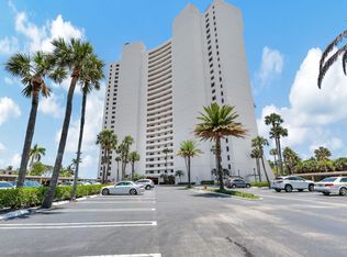 5200 N Flagler Dr APT 703, West Palm Beach, FL 33407