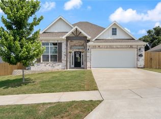 2578 S Angels Rd, Fayetteville, AR 72701