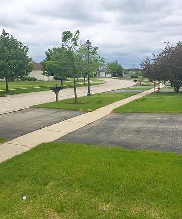 2nd image of 276 W Norwell Ln