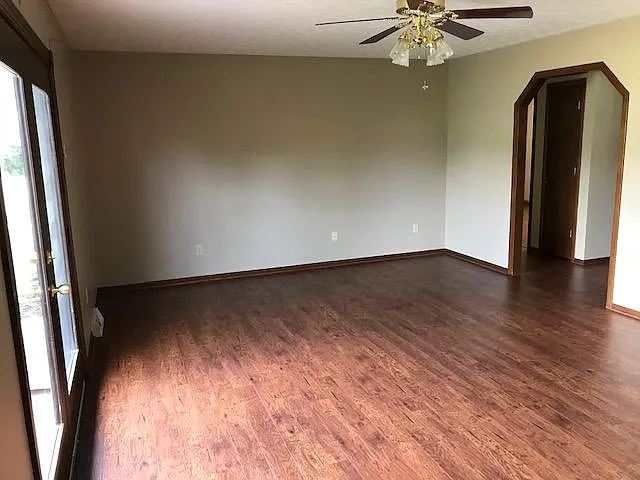 1708 Oxbow Ln — Photo 8