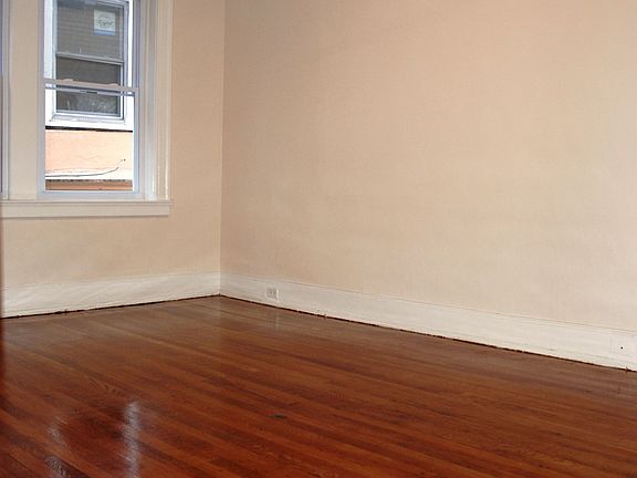 2nd image of 207 S Harrison St #2