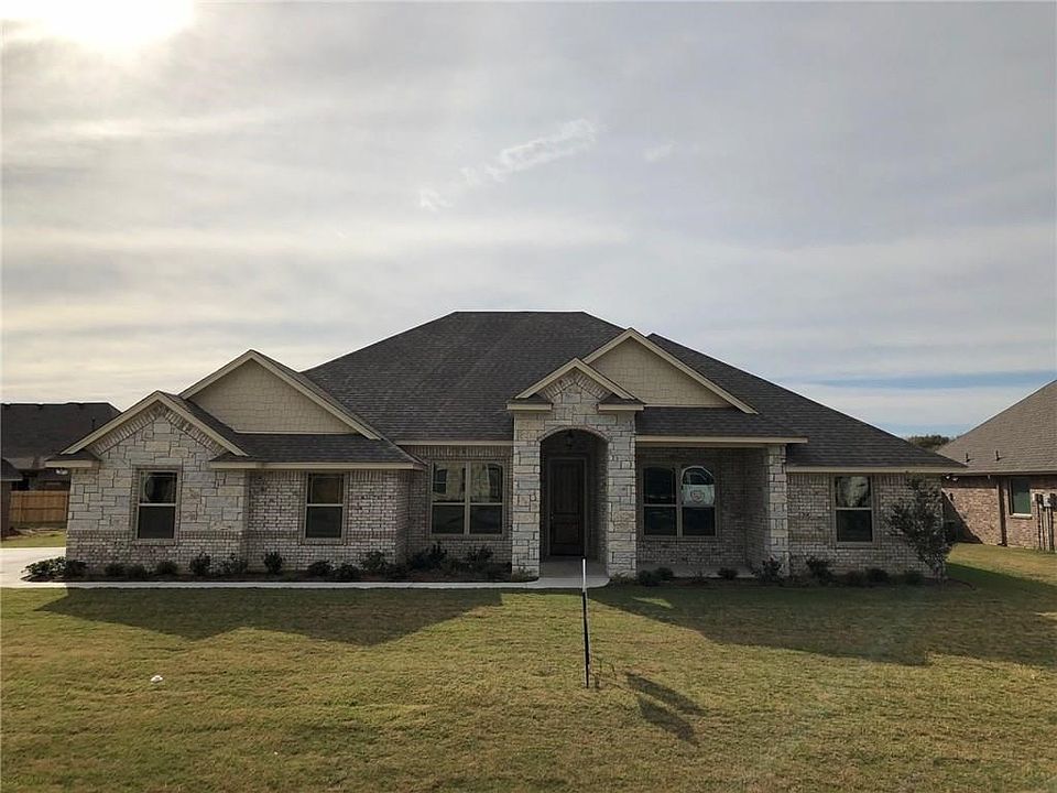 1st image of 3108 Arrow Creek Dr