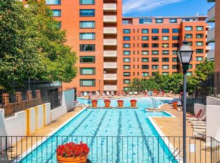 1111 Arlington Blvd APT 208, Arlington, VA 22209