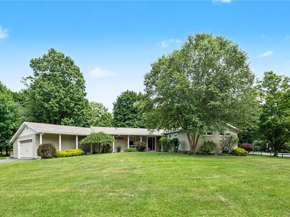 4566 Whetstone Rd, Manlius, NY 13104