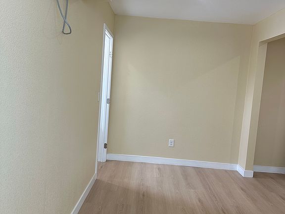 4th image of 25479 Van Leuven St #1A